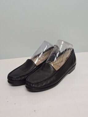 Pre-Loved SAS Black Tripad Comfort Leather Slip-On Loafers